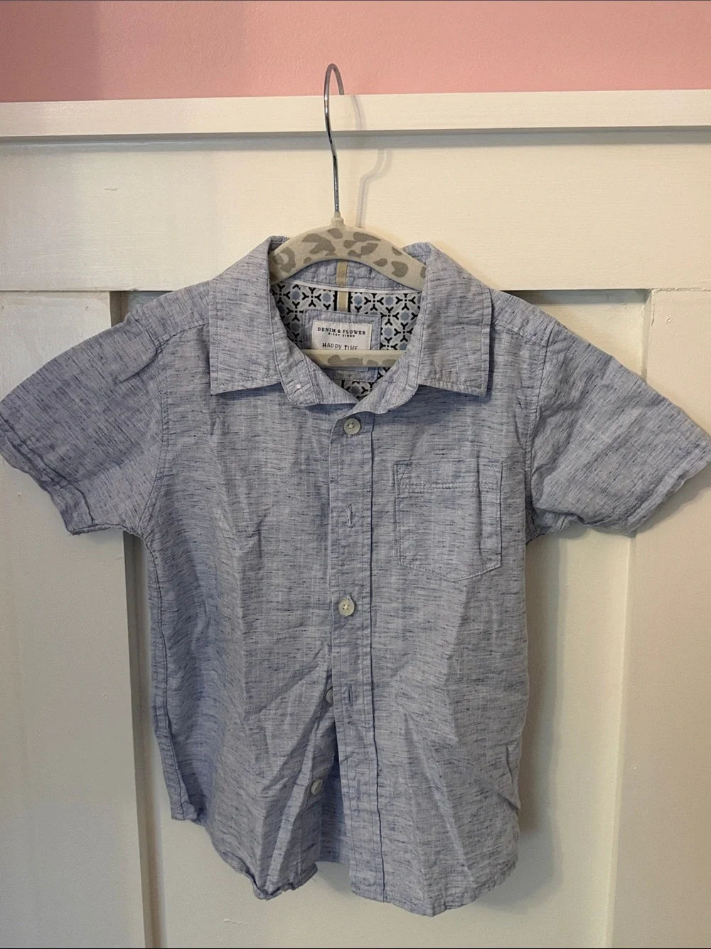 Denim & Flower Light Blue Heathered Short-Sleeve Button-Down Shirt (1)